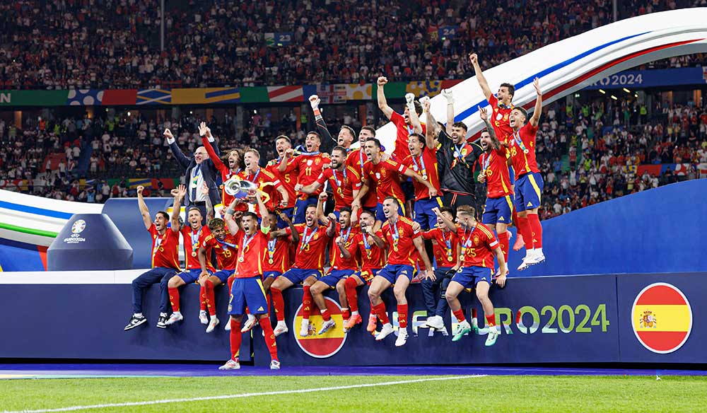 Selección española masculina de fútbol celebrando la Eurocopa 2024